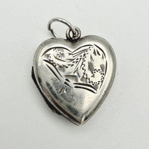 Vintage 925 Sterling Silver Heart Locket Charm CA21-12