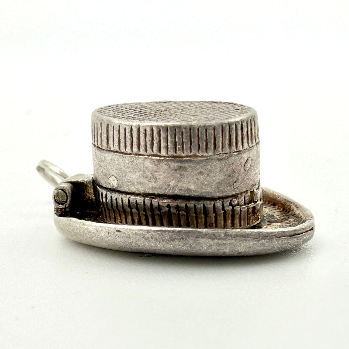 Vintage Sterling Silver magicians hat charm