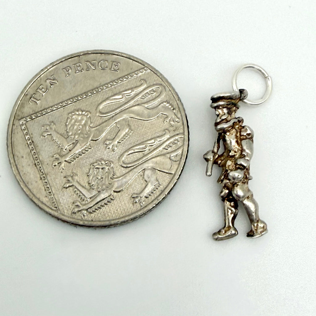 Vintage Sterling Silver Yeoman of the Guard Beefeater Charm