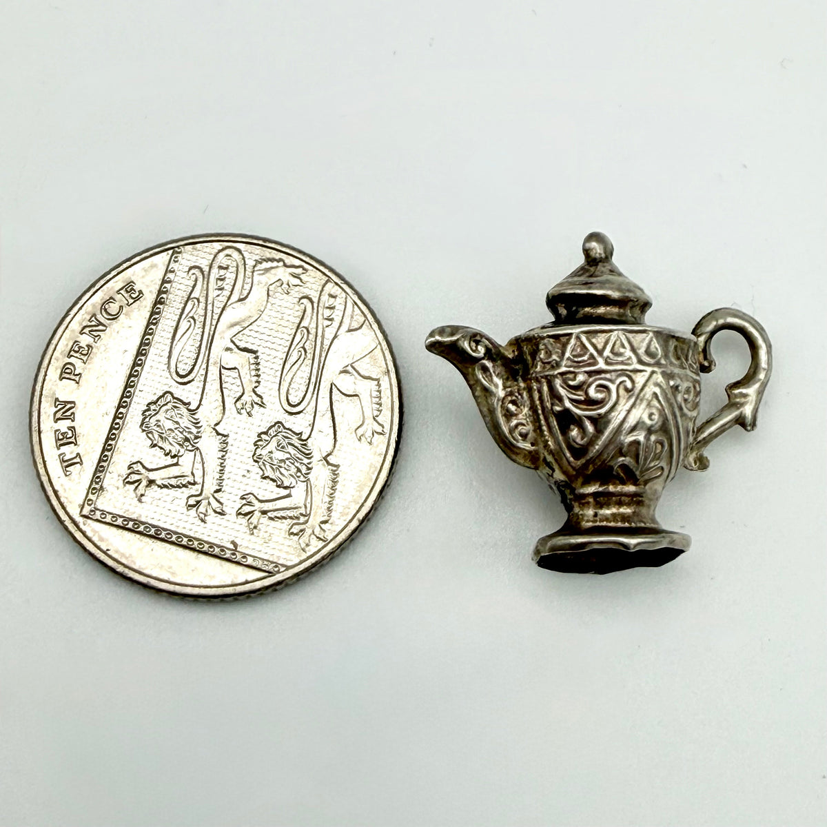 Vintage 925 Sterling Silver Teapot Charm - Pats Silver