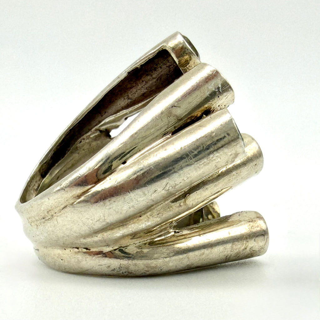 Vintage Sterling Silver Peridot Ring