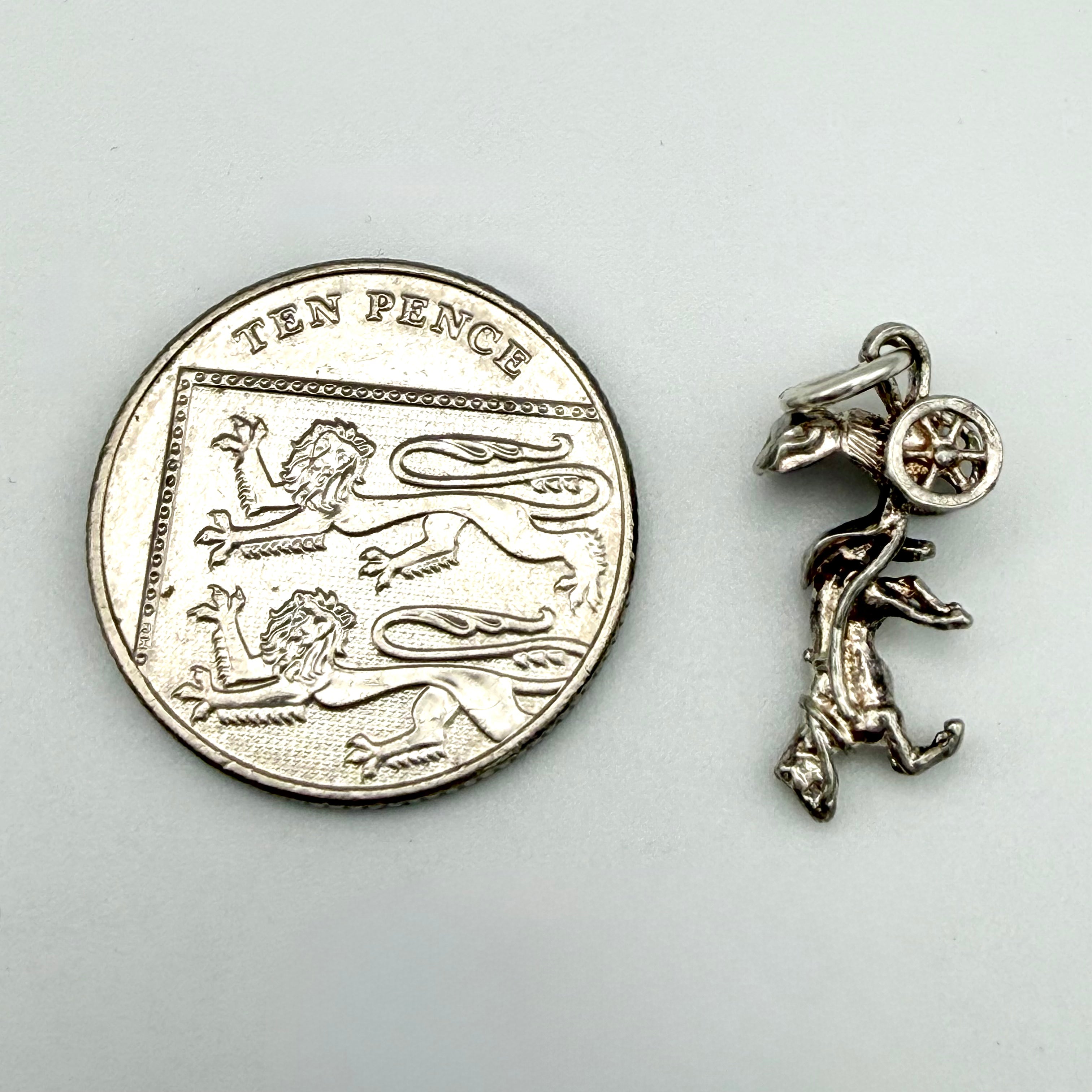 Vintage 925 Sterling Silver Horse & Carriage Cart Charm - Pats Silver