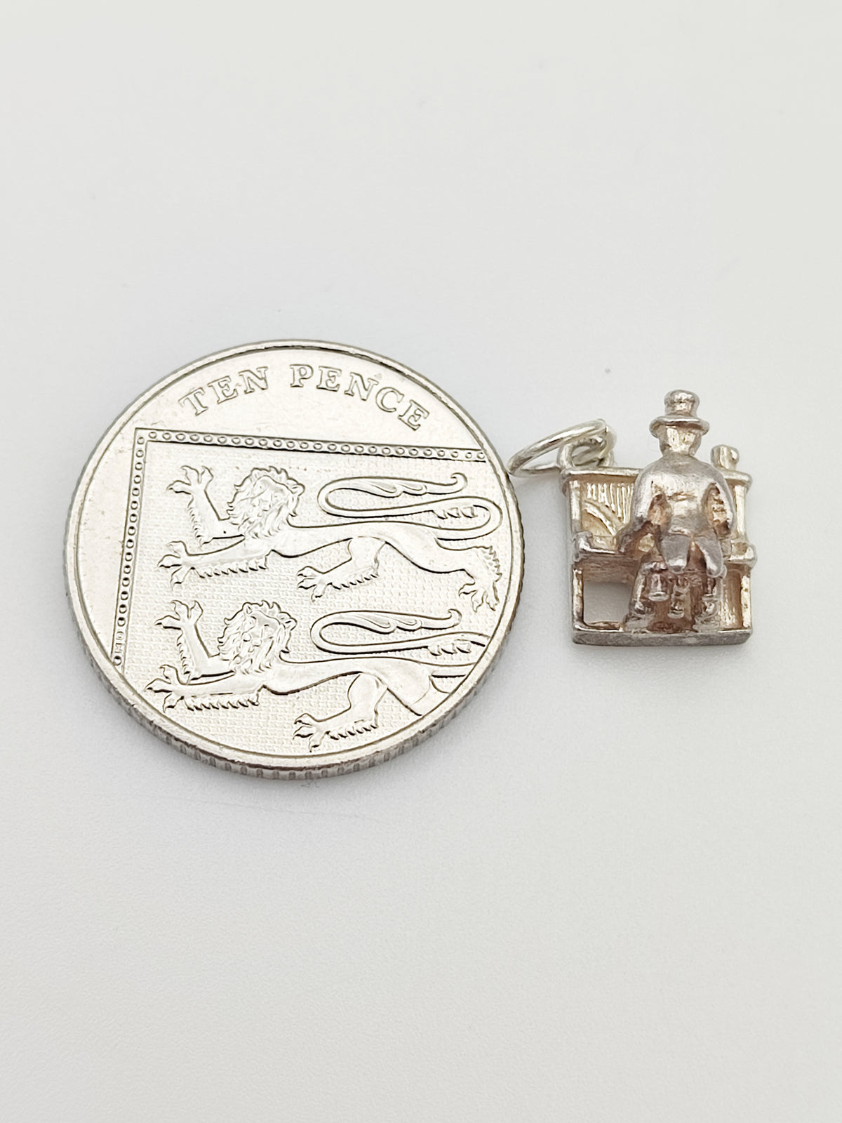 Vintage 925 Sterling Silver Articulated Pianist Charm CA16-47