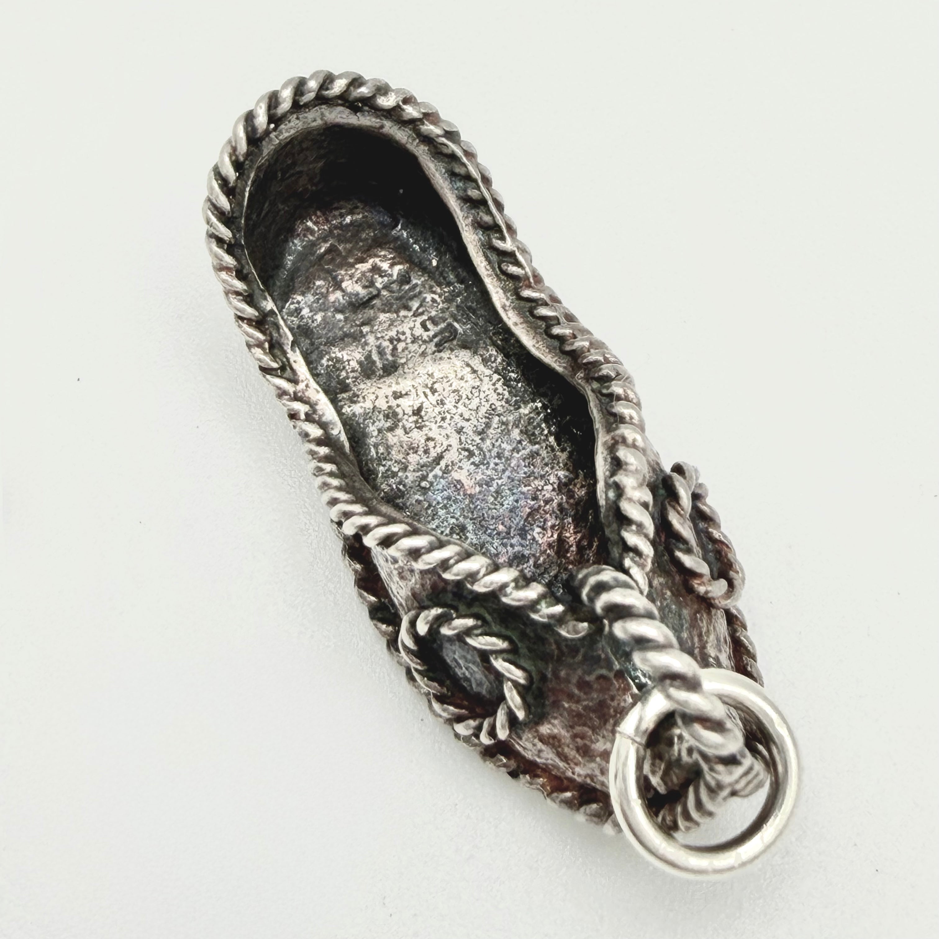 Vintage 925 Sterling Silver Oriental Shoe Charm CA23-25