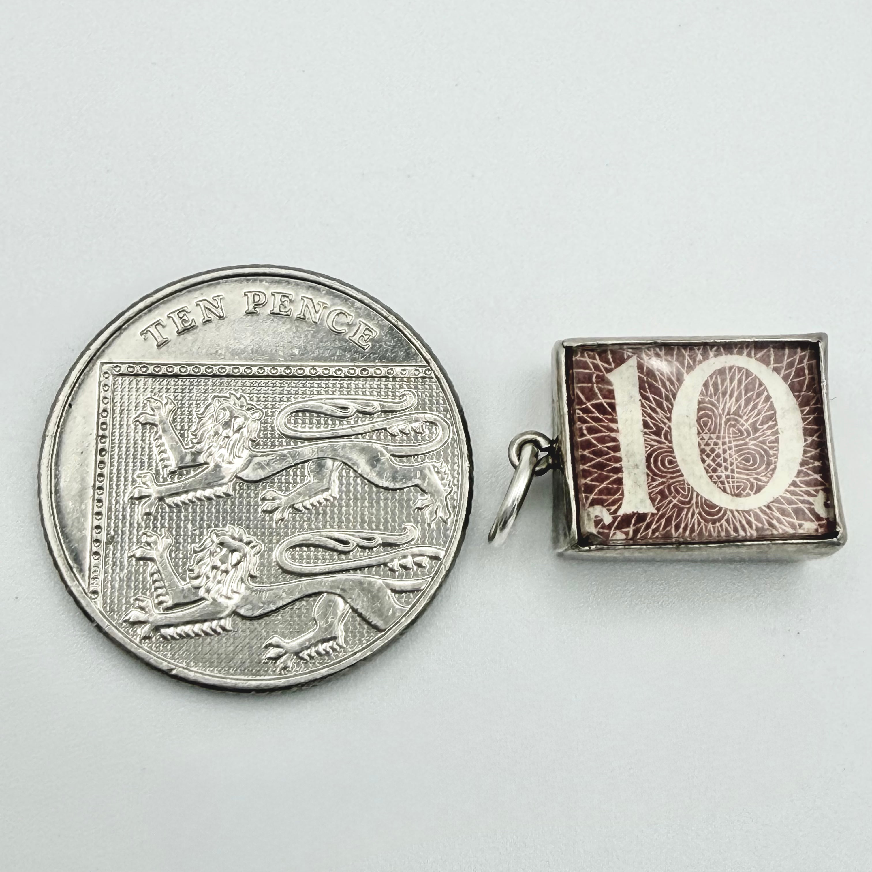 Vintage 925 Sterling Silver Emergency £10 Note Charm CA24-71