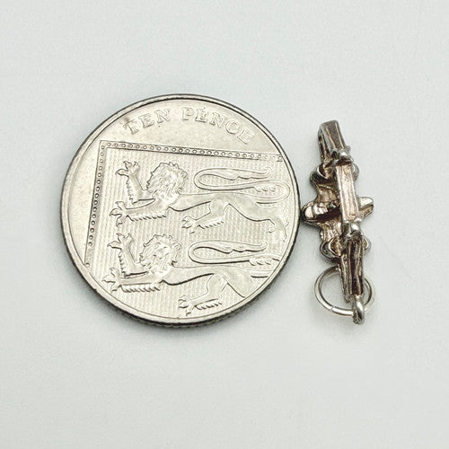 Vintage 925 Sterling Silver Tower Bridge Charm CA19-31