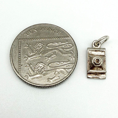 Vintage 925 Sterling Silver Camera Charm CA26-4