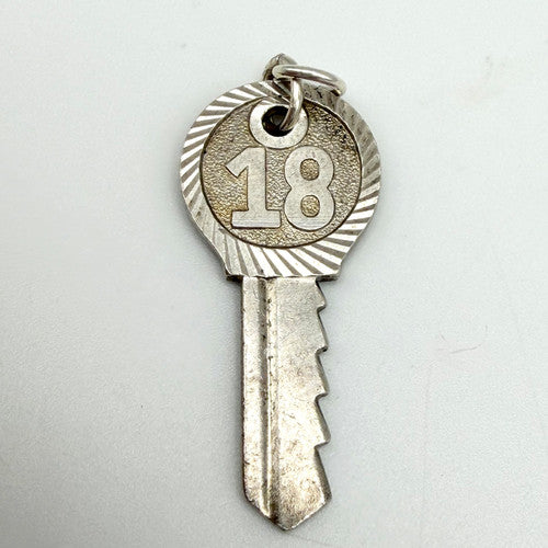 Vintage 925 Sterling Silver 18 Key Charm CA28-21