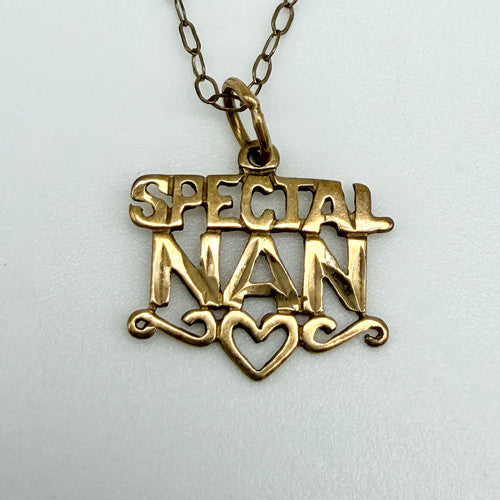 Vintage 9ct Yellow Gold Special Nan Necklace PG81