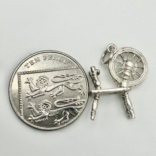 Vintage 925 Sterling Silver Spinning Wheel Charm CA24-77