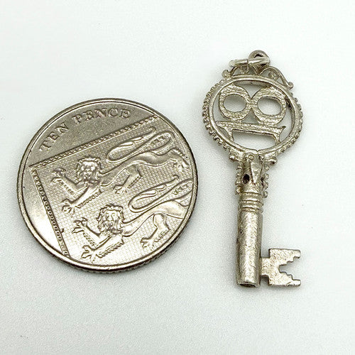 Vintage 925 Sterling Silver 18th Birthday Key Charm CA26-37