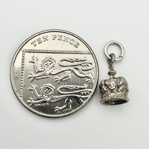Vintage 925 Sterling Silver Crown Charm CA21-51