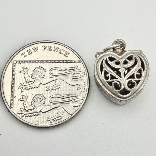 Vintage 925 Sterling Silver Heart Ring Box Charm CA23-28