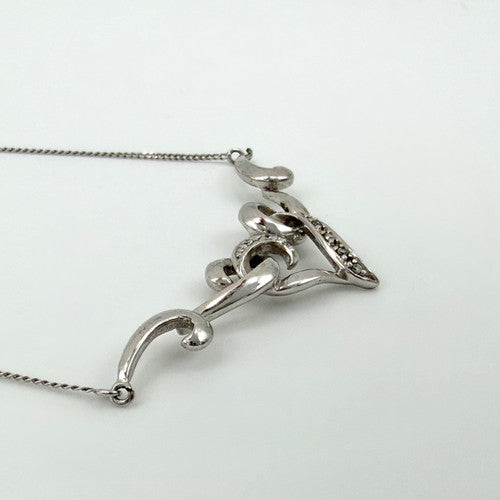 Vintage 9ct White Gold Heart Necklace PG70
