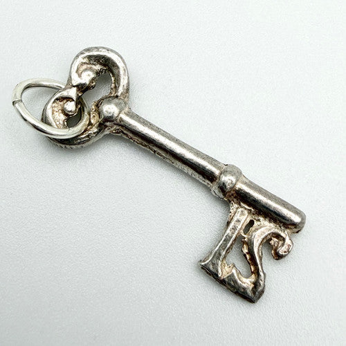 Vintage 925 Sterling Silver 21 Key Charm CA19-60