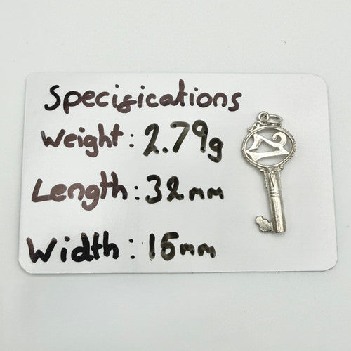 Vintage 925 Sterling Silver 21 Key Charm CA24-76