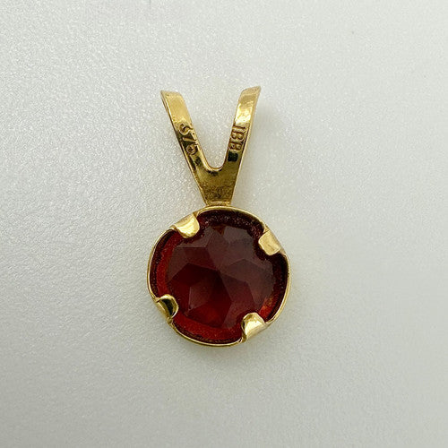 Vintage 9ct Yellow Gold Garnet Pendant PG22