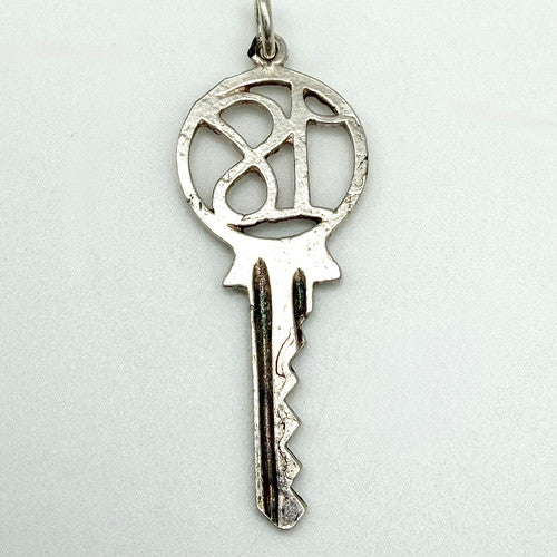Vintage 925 Sterling Silver 18 Key Charm CA26-30