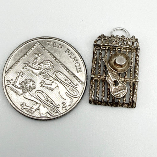 Vintage 925 Sterling Silver Musician Hat Guitar Charm CA29-5