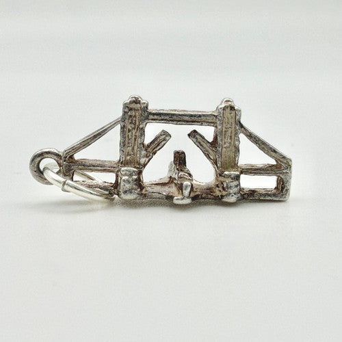 Vintage 925 Sterling Silver Tower Bridge Charm CA19-31