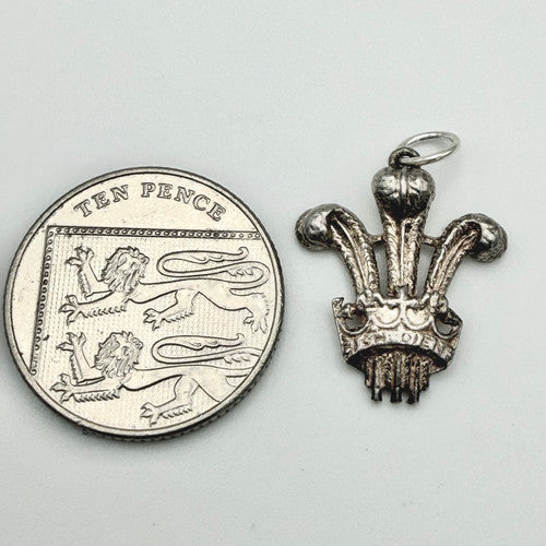 Vintage 925 Sterling Silver Prince Of Wales Charm CA21-32
