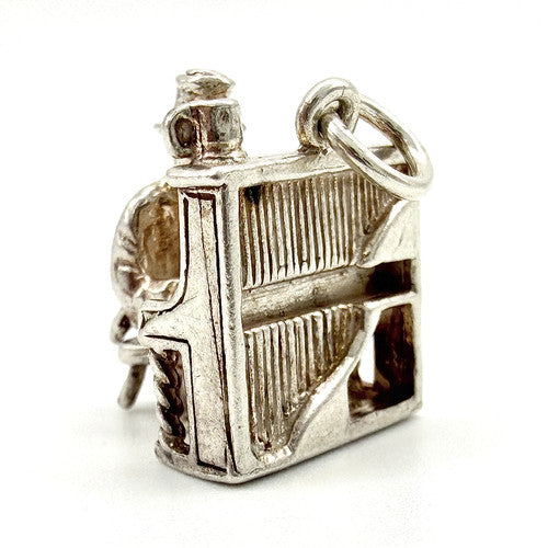Vintage 925 Sterling Silver Pianist Charm CA26-39