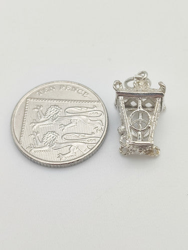 Vintage 925 Sterling Silver Lantern Charm CA17-64