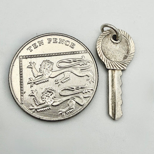 Vintage 925 Sterling Silver Key Charm CA23-23