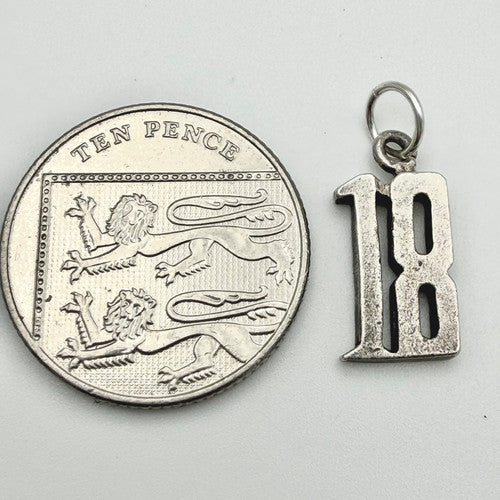 Vintage 925 Sterling Silver 18 Charm CA21-29