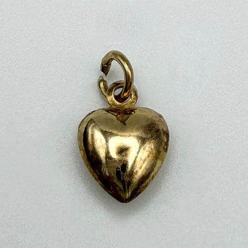 Vintage 9ct Yellow Gold Puffy Heart Charm PG36