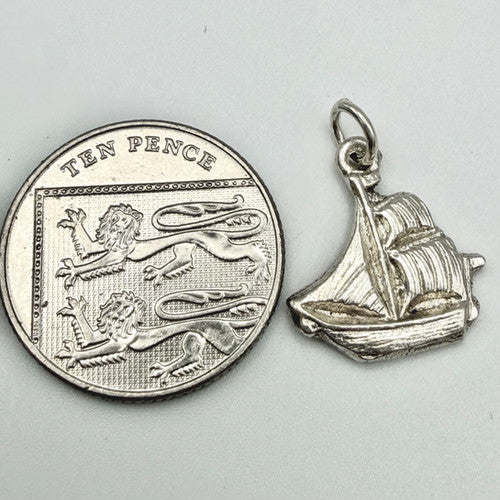 Vintage 925 Sterling Silver Boat Charm CA24-15
