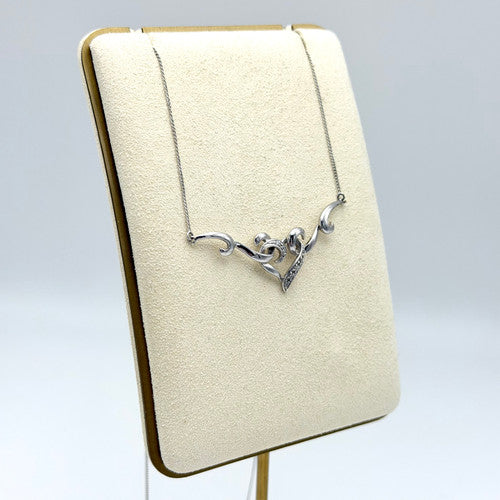 Vintage 9ct White Gold Heart Necklace PG70