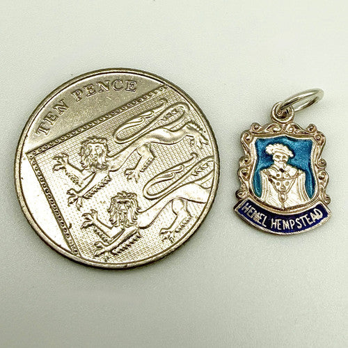 Vintage 925 Sterling Silver Hemel Hempstead Charm CA26-27