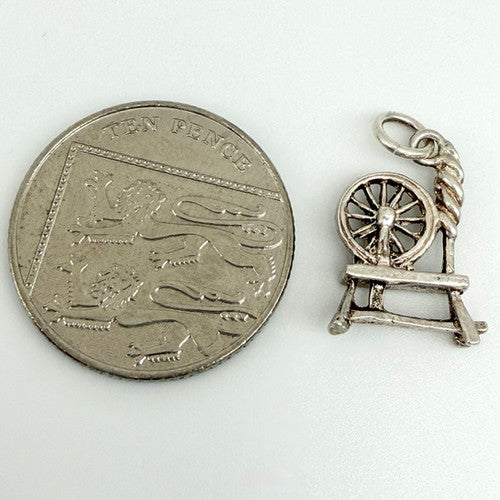 Vintage 925 Sterling Silver Spinning Wheel Charm CA28-4