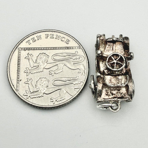 Vintage 925 Sterling Silver Car Charm CA21-56