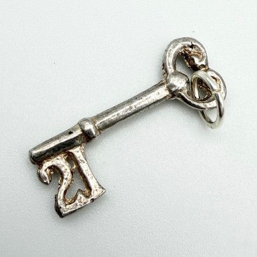 Vintage 925 Sterling Silver 21 Key Charm CA19-60