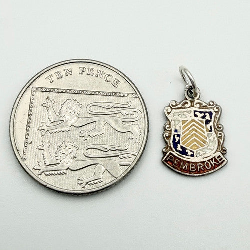 Vintage 925 Sterling Silver Pembroke Travel Charm CA20-21