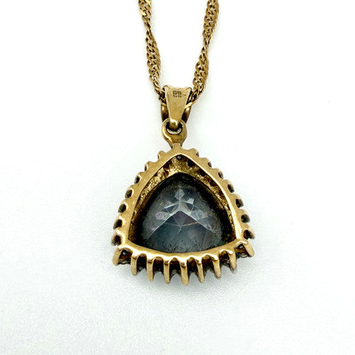 Vintage 9ct Yellow Gold Diamond & Mystic Topaz Necklace PG76