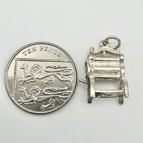 Vintage 925 Sterling Silver Clothes Mangle Charm CA22-28