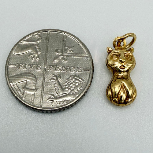 Vintage 9ct Yellow Gold Cat Charm PG48