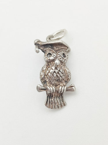 Vintage 925 Sterling Silver Owl Charm CA13-84