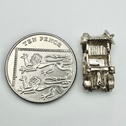 Vintage 925 Sterling Silver Car Charm CA24-64
