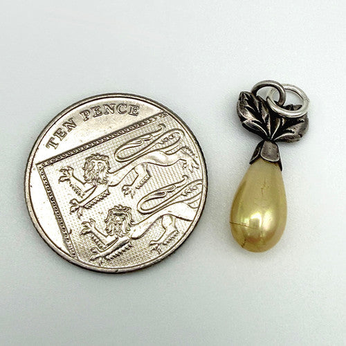 Vintage 925 Sterling Silver Acorn Charm CA26-38