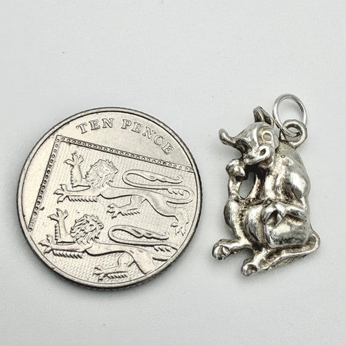 Vintage 925 Sterling Silver Cow Bull Charm CA20-56