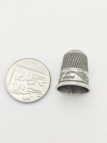 Vintage 925 Sterling Silver Thimble PAT40