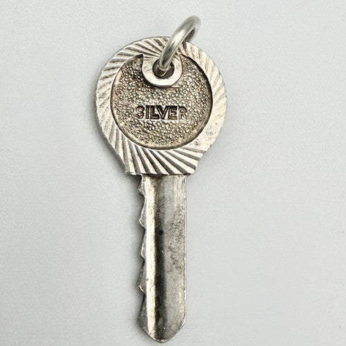 Vintage 925 Sterling Silver Key Charm CA23-23