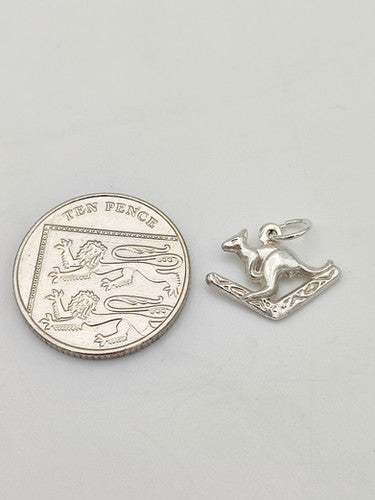 Vintage 925 Sterling Silver Kangaroo Charm CA17-6