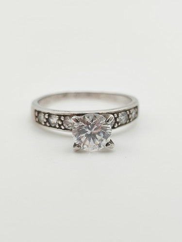 Vintage 925 Sterling Silver CZ Solitaire Ring PAT7
