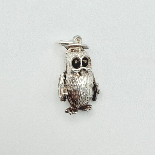 Vintage 925 Sterling Silver Owl Charm CA19-28