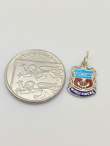 Vintage 925 Sterling Silver Windermere Travel Charm CA17-100